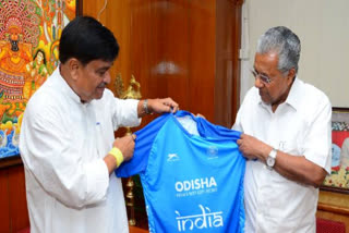 ranendra pratap swain  pinarayi vijayan  Mens Hockey World Cup  Odisha minister ranendra pratap swain  Odisha minister invites Kerala CM Hockey WC  രണേന്ദ്ര പ്രതാപ്  രണേന്ദ്ര പ്രതാപ് സ്വയ്‌ന്‍  ഒഡീഷ കൃഷി ഫിഷറീസ് വകുപ്പ് മന്ത്രി  പിണറായി വിജയന്‍  ഹോക്കി ലോകകപ്പ്  നവീന്‍ പട്‌നായിക്