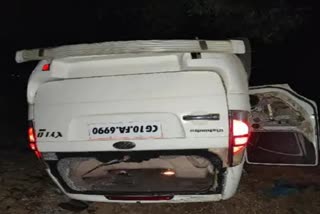 Accident due to car tire burst in Bilaspur
