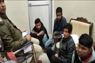 पटना में विदेशी शराब के साथ चार गिरफ्तार