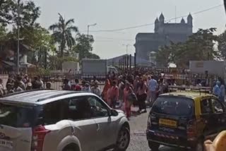 Tourists Crowd In Mumbai