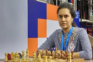 Koneru Humpy wins Silver medal at World Blitz Chess Championship