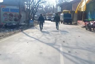 Weapon Snached from a CRPF Trooper in Pulwama District of Jammu and Kashmir