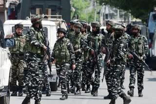 Grenade hurled at CRPF vehicle in Srinagar