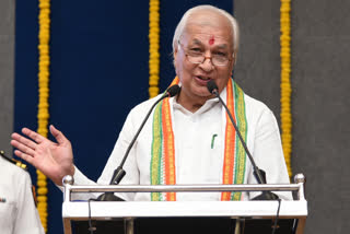 governor  arif mohammad khan  governor arif mohammad khan  kerala  saji cherian oath  saji cherian  ഗവര്‍ണര്‍  സജി ചെറിയാന്‍  ആരിഫ് മുഹമ്മദ് ഖാന്‍  സജി ചെറിയാന്‍റെ സത്യപ്രതിജ്ഞ