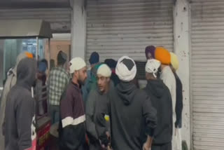 In Sri Fatehgarh Sahib the open sale of liquor was closed by the people