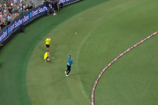 Michael Neser s Controversial Catch  big bash league  Michael Neser  MCC on Michael Neser s Controversial Catch  Brisbane Heat  Sydney Sixers  മൈക്കൽ നീസറുടെ ജഗ്‌ളിങ് ക്യാച്ച്  മൈക്കൽ നീസര്‍  സിഡ്‌നി സിക്സേഴ്‌സ്  ബ്രിസ്ബേന്‍ ഹീറ്റ്  എംസിസി