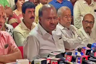 H D Kumaraswamy