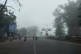 Dense fog enhanced the beauty of Ambikapur