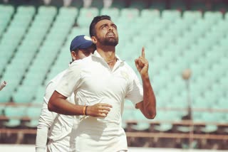 ജയ്ദേവ് ഉനദ്‌ഘട്ട്  Ranji Trophy  Ranji Trophy 2023  Jaydev Unadkat  Jaydev Unadkat record  Ranji Trophy Hat trick record  രഞ്ജി ട്രോഫി  രഞ്ജി ട്രോഫി ഹാട്രിക് റെക്കോഡ്  ജയ്ദേവ് ഉനദ്‌ഘട്ട് റെക്കോഡ്  ഡല്‍ഹി vs സൗരാഷ്‌ട്ര  സൗരാഷ്‌ട്ര  Saurashtra vs Delhi