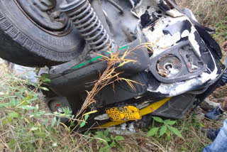 Crashed auto found in forest near Seri bridge