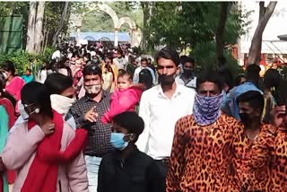 Crowd gathered on new year in Kanan Pendari Zoo