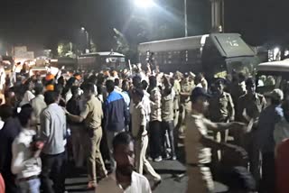 Chatrapati Shivaji Maharajs Statue Controversy Rages in Sangli; Clashes Between Police Protesters