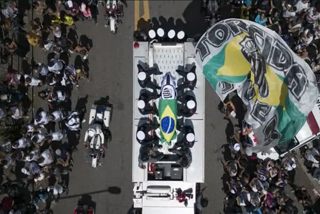 Pele buried at cemetery in Brazilian  Pele  Pele s funeral  Brazil bids farewell to Pele  പെലെയുടെ സംസ്‌കാരം സാന്‍റോസില്‍ നടന്നു  ജിയാനി ഇന്‍ഫാന്‍റിനോ  ബ്രസീല്‍ പ്രസിഡന്‍റ് ലുല ഡി സില്‍വ  പെലെ  ഫിഫ പ്രസിന്‍റ് ജിയാനി ഇന്‍ഫാന്‍റിനോ  FIFA President Gianni Infantino