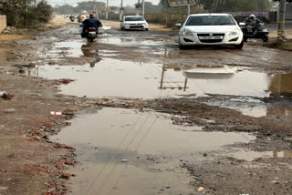 Sewerage problem in Bhiwani Bhagat Singh Chowk in Bhiwani Bhiwani news update