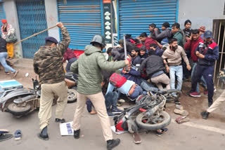 Police lathi-charged students demanding cancelation of BSSC CGL 3 examination