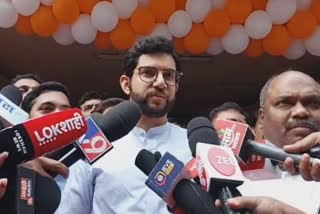 Aaditya Thackeray Criticizes Eknath Shinde