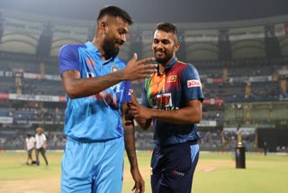 INDIA VS SRILANKA  ശ്രീലങ്കക്കെതിരെ ഇന്ത്യക്ക് ബോളിങ്  ഇന്ത്യ ശ്രീലങ്ക ടി20  ഇന്ത്യ  ശ്രീലങ്ക  ടി20  രാഹുൽ ത്രിപാഠി  Rahul Tripathi  അർഷദീപ് സിങ്