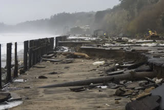 Bomb cyclone brings damanging winds in california