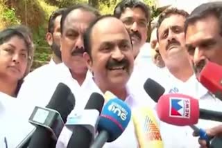 VD Satheesan at Angel valley  VD Satheesan about buffer zone  VD Satheesan criticized forest minister  VD Satheesan  kerala news  malayalam news  buffer zone  Angel valley  ബഫര്‍ സോണ്‍ വിഷയം  വനം വകുപ്പ് മന്ത്രി  വനം വകുപ്പ് മന്ത്രിയെ പുറത്താക്കണം  വി ഡി സതീശൻ  പ്രതിപക്ഷ നേതാവ്  കേരള വാർത്തകൾ  മലയാളം വാർത്തകൾ  എയ്‌ഞ്ചല്‍വാലി  ബഫര്‍ സോണ്‍  വനംവകുപ്പ് മന്ത്രിയെ വിമർശിച്ച് വി ഡി സതീശൻ