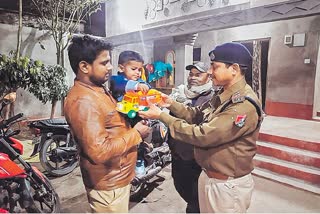 railway-department-worked-hard-for-child-took-home-forgotten-toy-of-boy