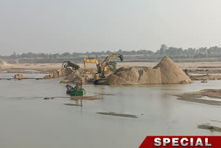 Illegal Sand Mining in Ajay River in Birbhum ETV BHARAT