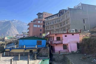 Cracks in houses in Joshimath