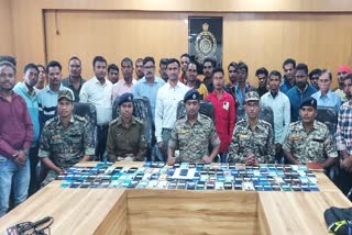 Police returned lost mobiles to people
