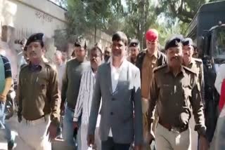 bjp-mla-dhullu-mahto-surrendered-in-court-in-dhanbad