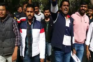 Students of JNVU protest in Jodhpur