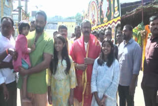 Manchu family visited Tirumala