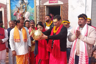 Deepak Prakash worshiped at Baba Basukinath Dham