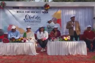 Walkathon for hockey