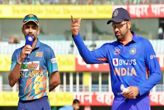 india vs srilanka  india vs srilanka toss  india vs srilanka second odi  india vs srilanka live  cricket live  IND vs SL  ശ്രീലങ്ക  ഇന്ത്യ  ഇന്ത്യ ശ്രീലങ്ക  കുല്‍ദീപ് യാദവ്  ഇന്ത്യ ശ്രീലങ്ക രണ്ടാം ഏകദിനം