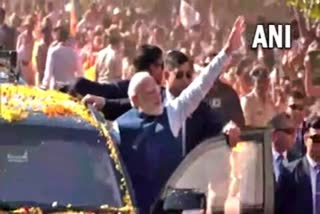 PM modi road show in hubballi