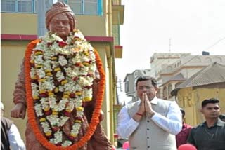 Saumitra Khan Compares Narendra Modi with Swami Vivekananda