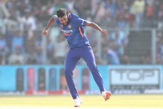 india vs sri lanka 2nd  india vs sri lanka  Mohammed Siraj  Mohammed Siraj wobble seam  भारत और श्रीलंका  मोहम्मद सिराज  मोहम्मद सिराज वॉबल सीम