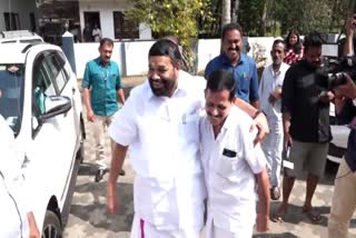 minister v n vasavan  pazhayidam mohanan namboothiri  v n vasavan meeting with pazhayidam  kalolsavam controversy  kalolsavam food  latest news in kottayam  latest news today  പഴയിടത്തെ സന്ദര്‍ശിച്ച് മന്ത്രി  വി എന്‍ വാസവന്‍  പഴയിടം മോഹനന്‍ നമ്പൂതി  കലോത്സവ ഭക്ഷണ വിവാദം  കോട്ടയം ഏറ്റവും പുതിയ വാര്‍ത്ത  ഇന്നത്തെ പ്രധാന വാര്‍ത്ത