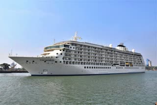 cruise ship