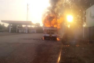 A burning lorry caught fire
