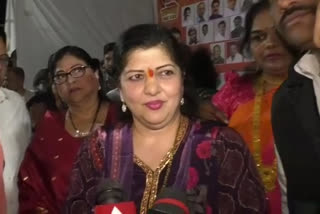 Sharmila Thackeray criticized Urfi Javed