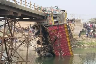 Bridge Collapsed Etv Bharat