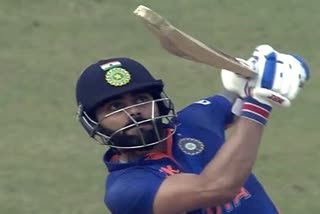 Virat Kohli Helicopter Shot