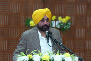 Bhagwant Mann distributed the appointment letters to the youth recruited in the health department
