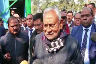 CM Nitish warned Education Minister