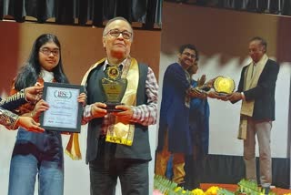 Barun Chanda And Phalguni Chatterjee Awarded in IKSFF