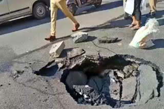 Another sinkhole appeared at Mahalakshmi Layout, Karnataka on Tuesday, days after a portion of a road caved in at Ashok Nagar in the city. With the two back-to-back roads caving in the locals blamed the civic authorities for the "shoddy work", the Opposition Congress has targeted the ruling BJP government for the incident.