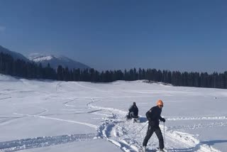 Ski Shop facility in Doodhpathri