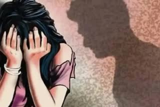 Surat Crime: 20 વર્ષીય યુવતી સાથે વિભત્સ હરકતો હતો યુવતીનો જ પિતા, પોલીસએ ધરપકડ કરી