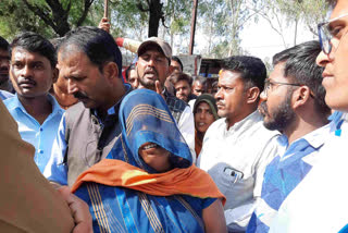 Angry people surrounded police station