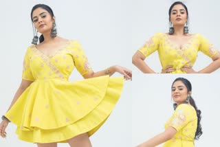 actress and anchor sreemukhi gallery